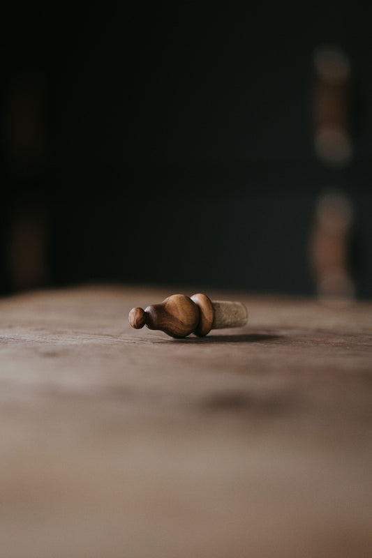 Handgemaakte olijfhouten wijnstop